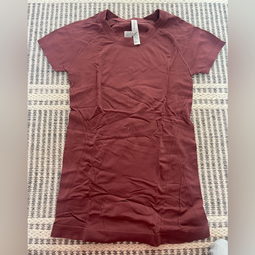 ATHLETA WOMENS MOMENTUM TEE